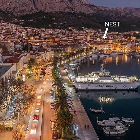 Center Nest Apartment Makarska