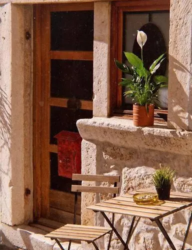 Center Nest Апартаменти