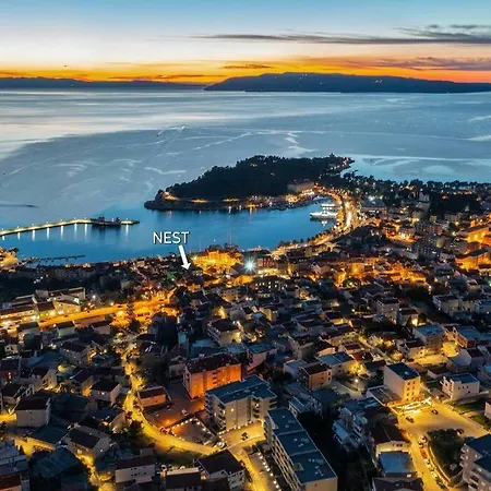 Center Nest דירה